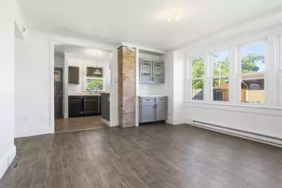 305 S Perry Street, Carlock, IL 61725 - Photo 4