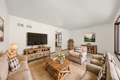 2033 E Hickory Street, Crete, IL 60417 - Photo 4