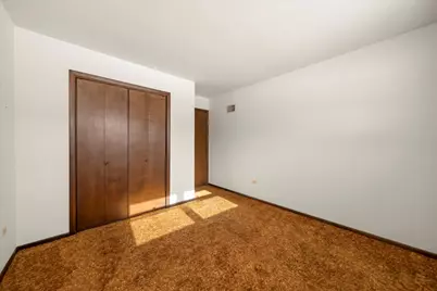 2033 E Hickory Street, Crete, IL 60417 - Photo 18