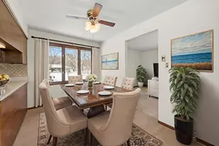 2033 E Hickory St, Crete, IL 60417 - Photo 8