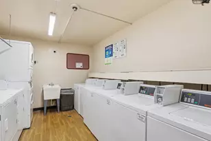 1375 Rebecca Dr, Hoffman Estates, IL 60169 - Photo 18