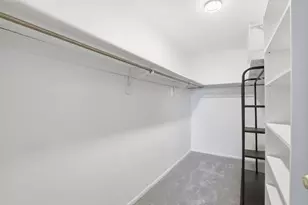 1375 Rebecca Dr, Hoffman Estates, IL 60169 - Photo 16