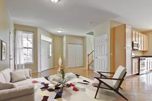 473 Bay Tree Cir, Vernon Hills, IL 60061 - Photo 4