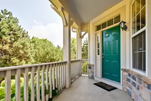 473 Bay Tree Cir, Vernon Hills, IL 60061 - Photo 2