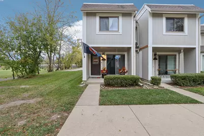 634 Robin Court, Grayslake, IL 60030 - Photo 1