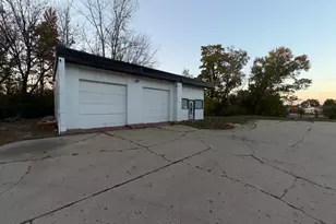 6N592 Route 25, Saint Charles, IL 60174 - Photo 1