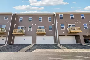 1405 Oakfield Ln, Pingree Grove, IL 60140 - Photo 32