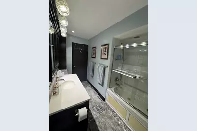 5501 Mulford Street, Skokie, IL 60077 - Photo 24