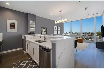 500 W Superior Street #1504, Chicago, IL 60654 - Photo 18