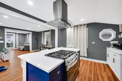 1521 Catalpa Avenue, Waukegan, IL 60085 - Photo 12