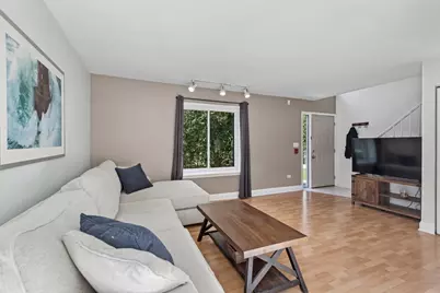 [Address not provided], Darien, IL 60561 - Photo 4