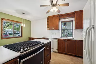 1253 Arthur St, Calumet City, IL 60409 - Photo 6