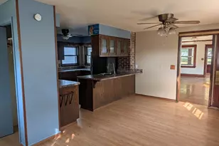 135 N Birch St, Waterman, IL 60556 - Photo 6