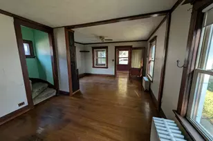 135 N Birch St, Waterman, IL 60556 - Photo 8