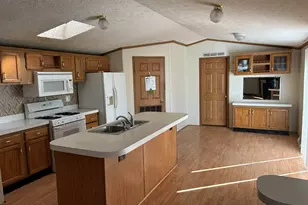 746 Michelle Dr, Lynwood, IL 60411 - Photo 10