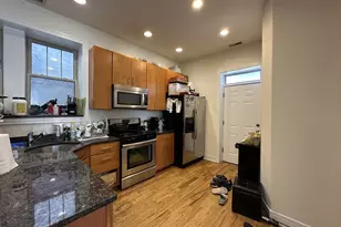 2835 N Damen Ave, Chicago, IL 60618 - Photo 4