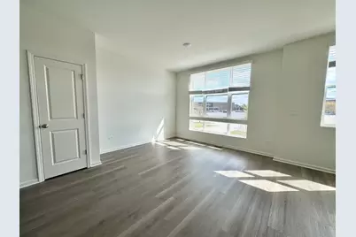 [Address not provided], Lombard, IL 60148 - Photo 8