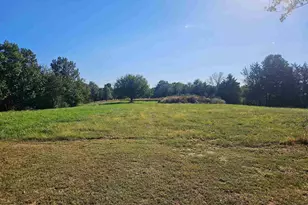 803 Maas Rd, Quincy, IL 62305 - Photo 24