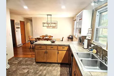 803 Maas Road, Quincy, IL 62305 - Photo 10