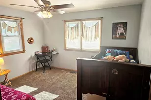 803 Maas Rd, Quincy, IL 62305 - Photo 14
