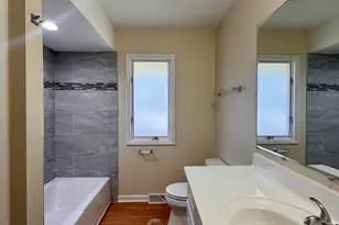 19252 Oakwood Ave, Lansing, IL 60438 - Photo 14