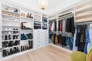 1767 W Rosehill Dr, Chicago, IL 60660 - Photo 14