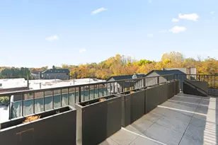 1767 W Rosehill Dr, Chicago, IL 60660 - Photo 26