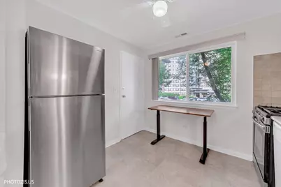 8559 W Rascher Avenue #2N, Chicago, IL 60656 - Photo 8