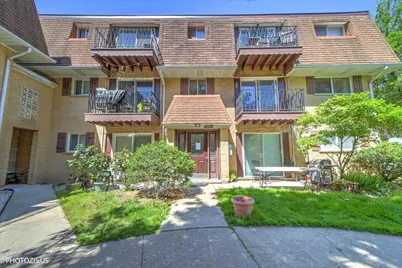 8559 W Rascher Avenue #2N, Chicago, IL 60656 - Photo 2