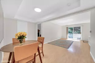 8559 W Rascher Ave, Chicago, IL 60656 - Photo 16