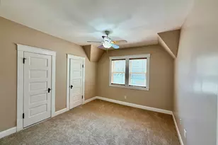 9801 S Longwood Dr, Chicago, IL 60643 - Photo 20