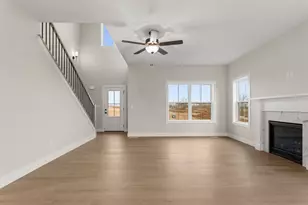 710 Wheatley Dr, Mahomet, IL 61853 - Photo 8