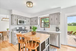 1012 Bainbridge Dr, Naperville, IL 60563 - Photo 10