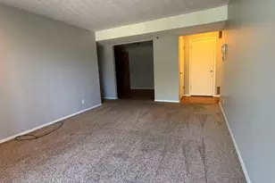 1360 Brook St, Saint Charles, IL 60174 - Photo 6