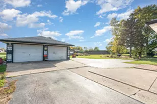 1526 Mills Rd, Joliet, IL 60433 - Photo 8