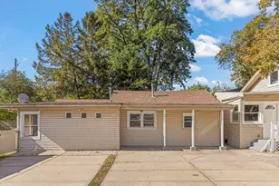 5701 W 89th Pl, Oak Lawn, IL 60453 - Photo 24