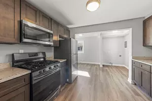 5701 W 89th Pl, Oak Lawn, IL 60453 - Photo 4