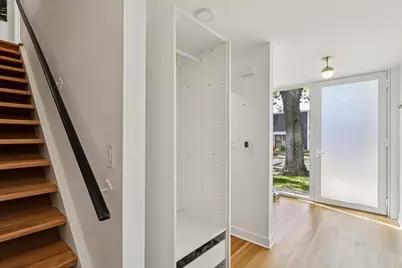 1319 N Sandburg Terrace, Chicago, IL 60610 - Photo 10