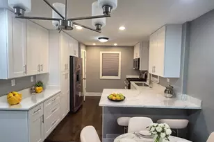 9144 S Dobson Ave, Chicago, IL 60619 - Photo 12