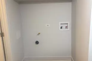 9144 S Dobson Ave, Chicago, IL 60619 - Photo 16