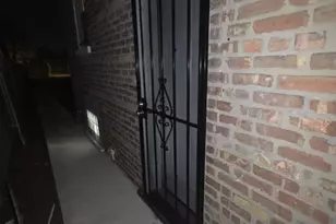 9144 S Dobson Ave, Chicago, IL 60619 - Photo 26