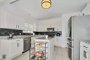 19811 Margaret Ct, Lynwood, IL 60411 - Photo 10