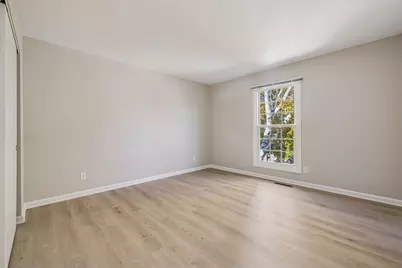1041 Barlina Road, Crystal Lake, IL 60014 - Photo 22
