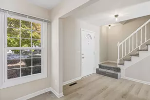 1041 Barlina Rd, Crystal Lake, IL 60014 - Photo 4