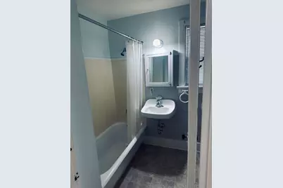 330 W Sycamore Street W #2E, Sycamore, IL 60178 - Photo 8