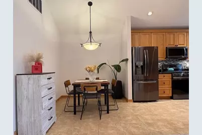 160 Inverness Court #A, Elk Grove Village, IL 60007 - Photo 6