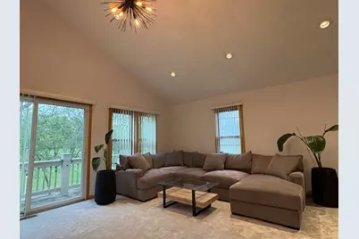 160 Inverness Court #A, Elk Grove Village, IL 60007 - Photo 4