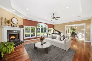 4004 Venard Rd, Downers Grove, IL 60515 - Photo 8