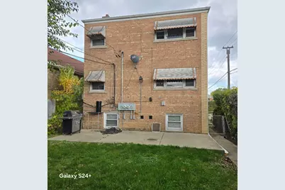 5600 N Mango Avenue, Chicago, IL 60646 - Photo 2