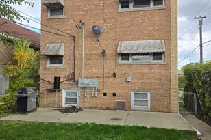 5600 N Mango Ave, Chicago, IL 60646 - Photo 2